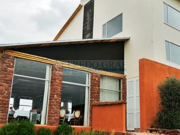 Hoteles / Hostales Venta CAL. Titicaca - Punta Jampunasa - PLATERIA