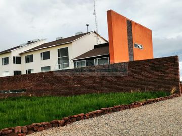 Hoteles / Hostales Venta CAL. Titicaca - Punta Jampunasa - PLATERIA