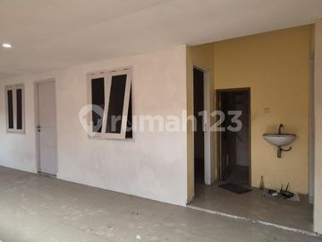 Rumah 1.5 Lantai Rungkut Surabaya - Rm106apd