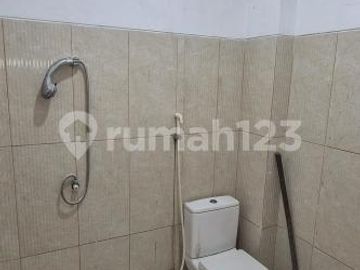 Rumah 1.5 Lantai Rungkut Surabaya - Rm106apd