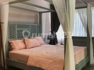 Rumah Sejuk dengan Kolam Renang Resor Dago Pakar Bandung