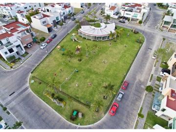 Casa En Pre-Venta En Parque Castellana En Lomas De Angelopolis