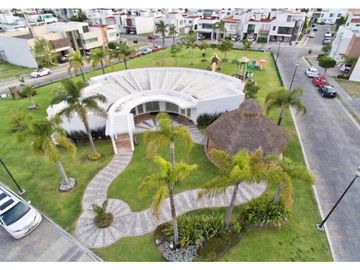 Casa En Pre-Venta En Parque Castellana En Lomas De Angelopolis