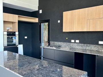casa en venta 4 ambientes, industrial moderna,  La Reserva de Hudson