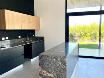 casa en venta 4 ambientes, industrial moderna,  La Reserva de Hudson