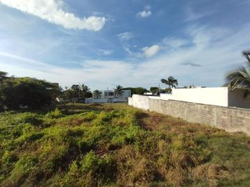lote en venta en pradomar. Cod V104550
