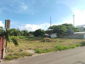lote en venta en pradomar. Cod V104550