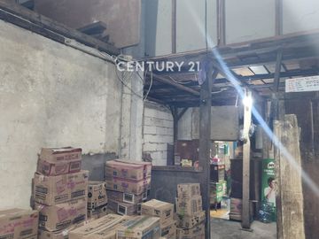 DISEWAKAN Ruang Usaha Strategis Luas Di Senen Jakarta Pusat