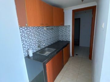 DIJUAL CEPAT !! Apt. Grand Palace Kemayoran Bagus Rapih , Bisa Nego