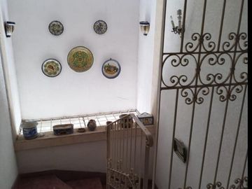 Casa en Venta en la Col. México en Mérida, Yucatán 3Rec, cto de serv, 2Niveles