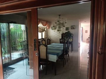 Casa en Venta en la Col. México en Mérida, Yucatán 3Rec, cto de serv, 2Niveles