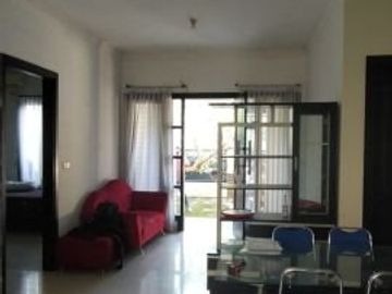 Rumah Kompleks Elite Central Park A Yani
