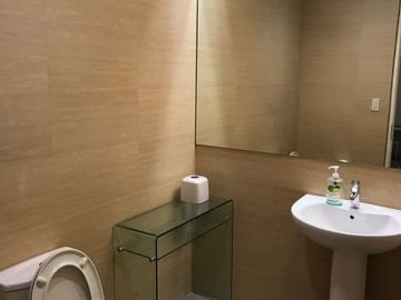 For Rent 3-Storey Townhouse in New Manila