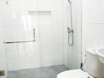 Rumah Modern Minimalis Babatan Pantai Surabaya