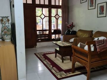 BEST DEALS, Rumah Harga 1,9 M di Bintaro Sektor 9. SC-5634