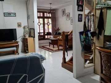 BEST DEALS, Rumah Harga 1,9 M di Bintaro Sektor 9. SC-5634