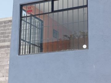 BODEGA EN VENTA CERCA DE LA APOSTÓLICA
