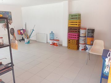 BODEGA EN VENTA CERCA DE LA APOSTÓLICA