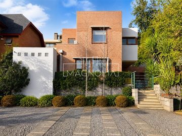 CASA EN VENTA 3 D EN CONDOMINIO, SAN CARLOS DE APOQUINDO