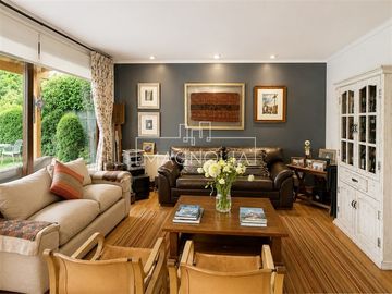 CASA EN VENTA 3 D EN CONDOMINIO, SAN CARLOS DE APOQUINDO