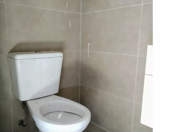 Excelente departamento de 3 ambientes estrenar en zona San Justo centro