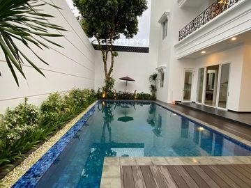 Rumah Mewah Lantai Marmer Ada Swimming Pool Di Jaksel Dm 3388