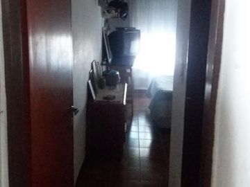 CHALET CON 3 DORMITORIOS (1 CON BAÑO EN SUITE) .