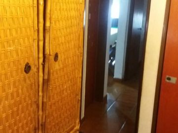 CHALET CON 3 DORMITORIOS (1 CON BAÑO EN SUITE) .