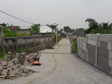 beli rumah BONUS BALKON di sariwangi dengan harga promo akhir tahun