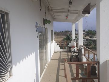Se Vende Casa Cerca del Mar en Ballenita
