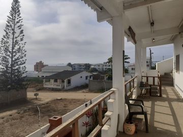 Se Vende Casa Cerca del Mar en Ballenita