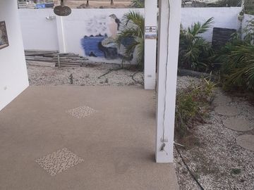 Se Vende Casa Cerca del Mar en Ballenita
