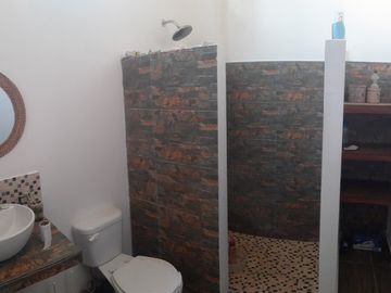 Se Vende Casa Cerca del Mar en Ballenita