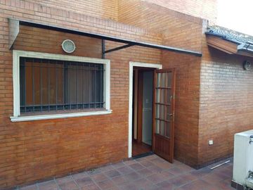 Departamento Tipo Casa en venta en Lanus Oeste