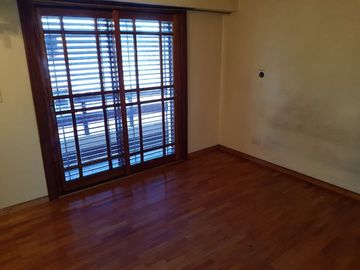 Departamento Tipo Casa en venta en Lanus Oeste