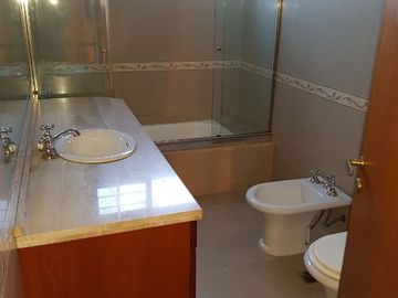 Departamento Tipo Casa en venta en Lanus Oeste
