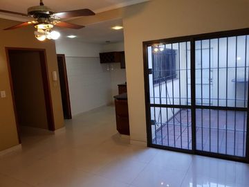 Departamento Tipo Casa en venta en Lanus Oeste