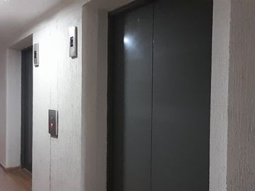 apartamento en venta en el parque. Cod V12300