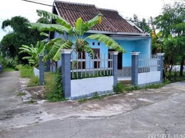 Dijual rumah di sawahan Utara Banyuanyar