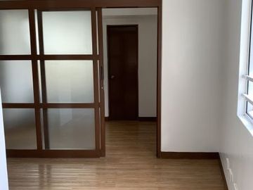 CITYLAND IN MANDALUYONG, NEAR BGC & MKT, RFO AFFORDABLE