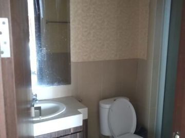 DISEWAKAN APARTEMEN U RESIDENCE LIPPO KARAWACI 2BR LANTAI 17