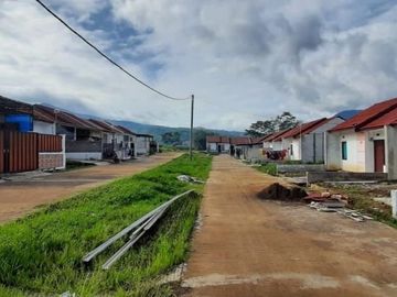 Rumah murah ala Villa di jalur wisata Pangalengan Bandung, cash 100jutaan aja