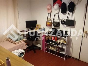 Casa en venta de 4 dorm. en La Florida