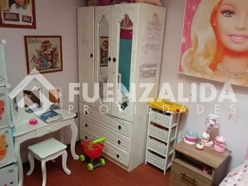 Casa en venta de 4 dorm. en La Florida