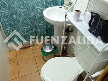 Casa en venta de 4 dorm. en La Florida