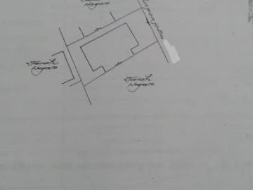 Tanah include bangunan di Pusponjolo. Dekat pusat kota