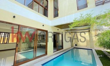 Brand New House with Pool for Sale in Multinational Village, Para&ntilde;aque City