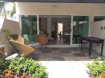 Hermoso condominio Estilo Californiano