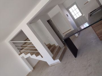 Hermoso condominio Estilo Californiano