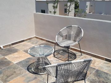 Hermoso condominio Estilo Californiano